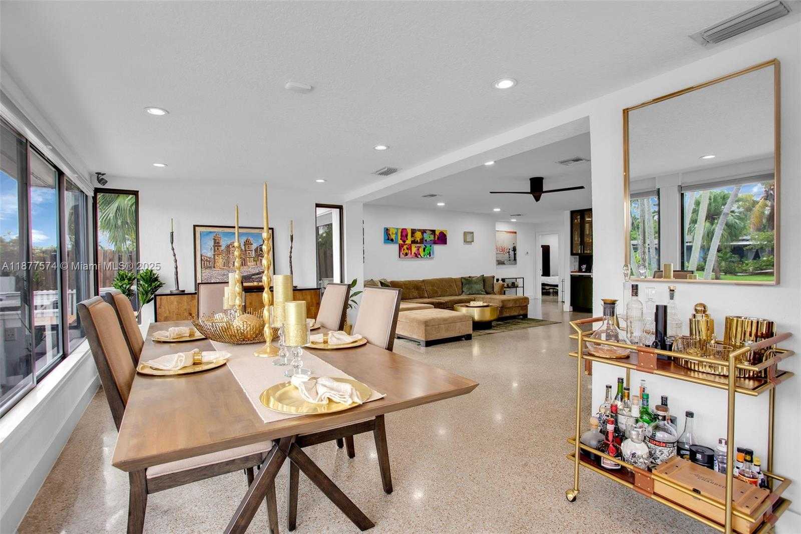 Small Image of 3008 NORTH EAST 1ST TERRACE, Wilton Manors Number 11
