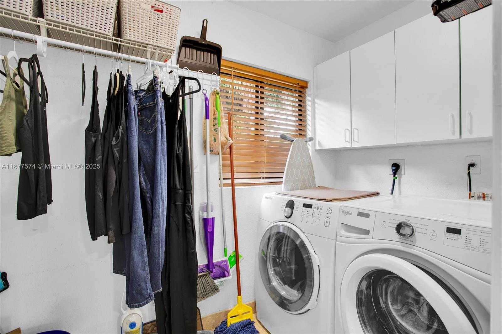 Small Image of 3008 NORTH EAST 1ST TERRACE, Wilton Manors Number 20