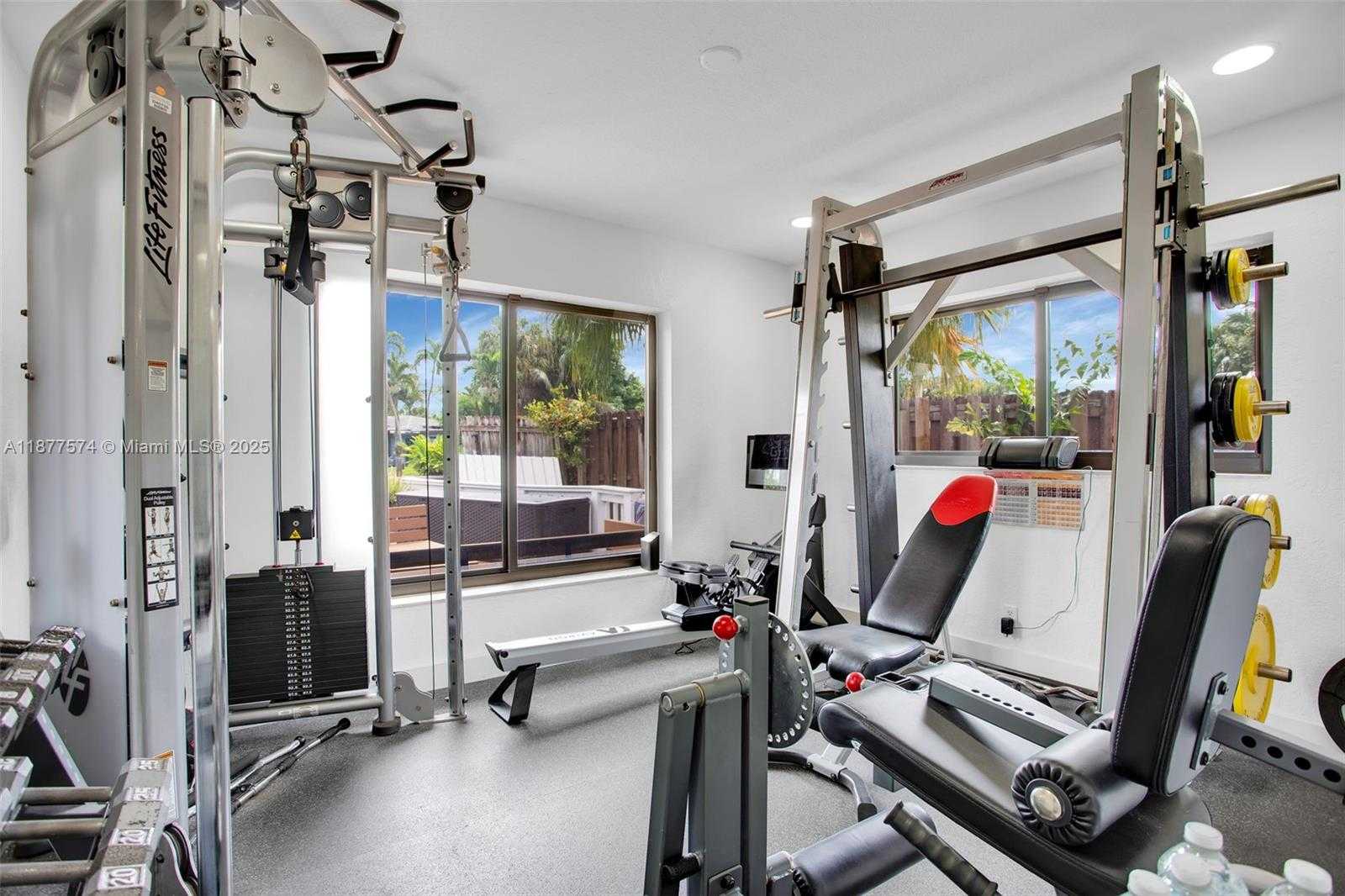 Small Image of 3008 NORTH EAST 1ST TERRACE, Wilton Manors Number 25