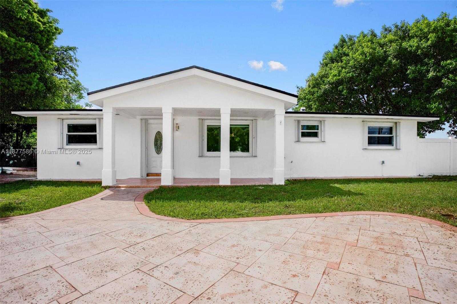 Small Image of 14601 SOUTH WEST 293RD TER, Homestead Number 2