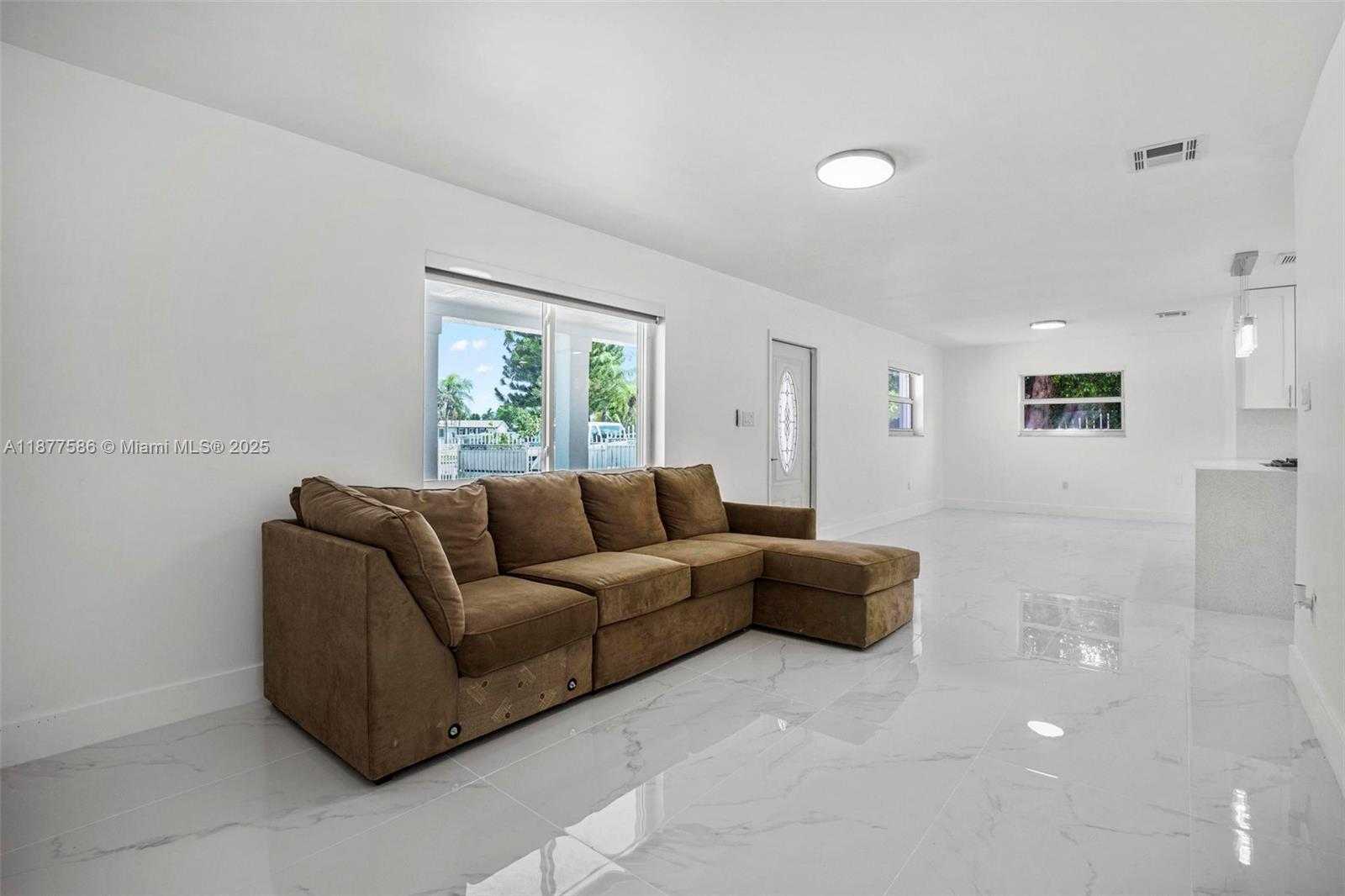Small Image of 14601 SOUTH WEST 293RD TER, Homestead Number 5