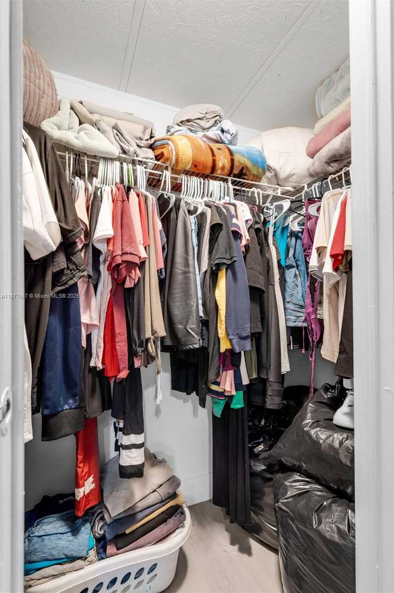Small Image of 21771 NORTH WEST 6TH ST, Pembroke Pines Number 18
