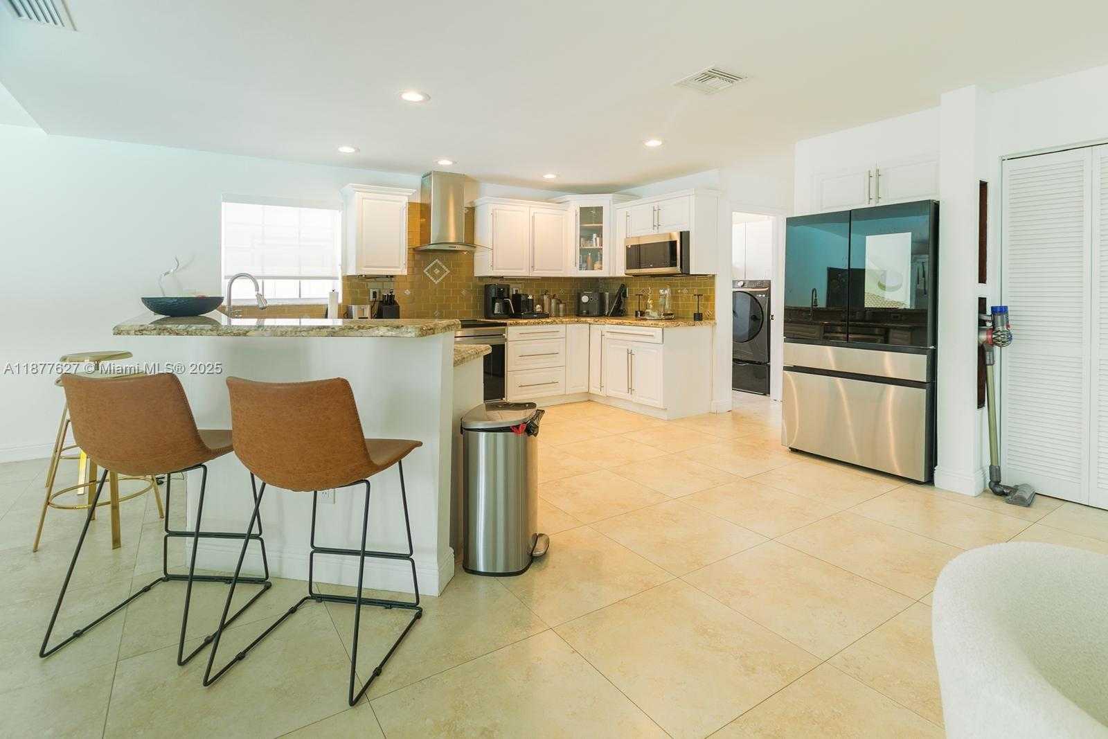 Small Image of 9431 SOUTH WEST 212TH TER, Cutler Bay Number 19