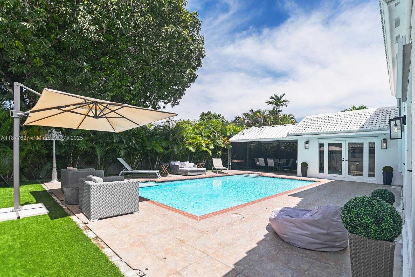 Small Image of 9431 SOUTH WEST 212TH TER, Cutler Bay Number 21