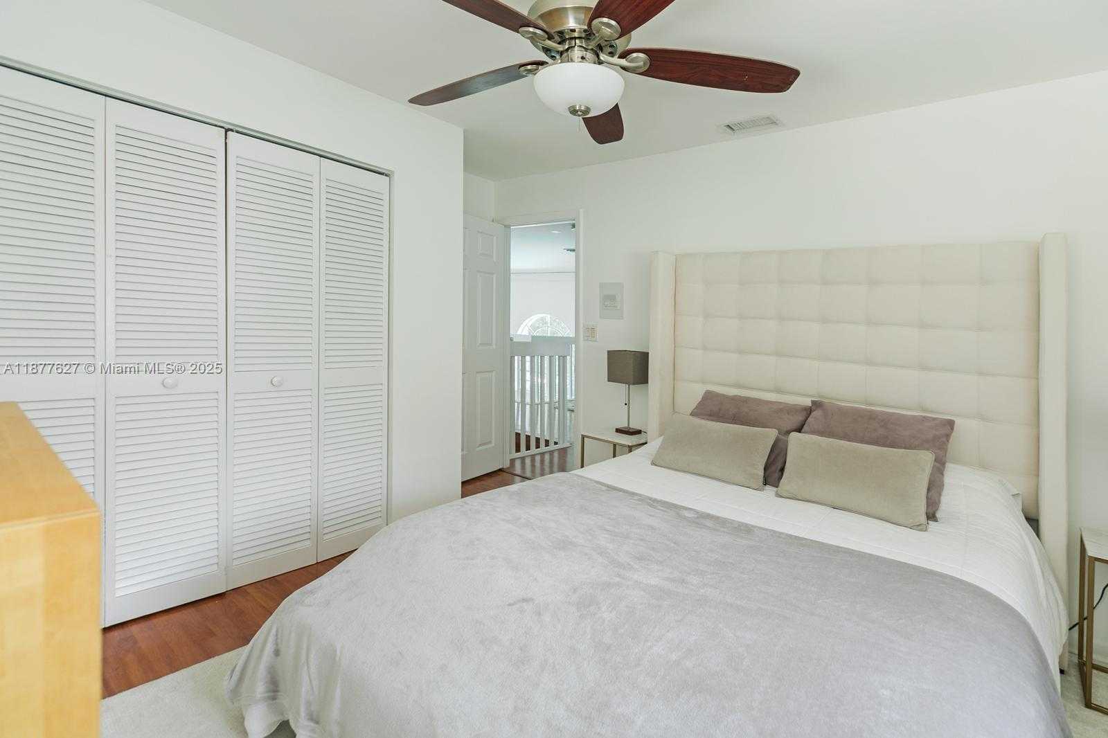 Small Image of 9431 SOUTH WEST 212TH TER, Cutler Bay Number 25