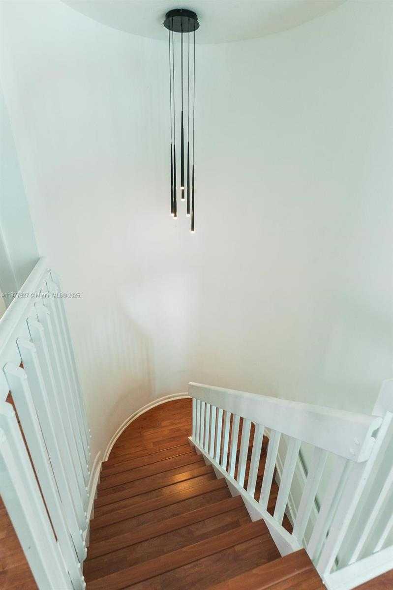 Small Image of 9431 SOUTH WEST 212TH TER, Cutler Bay Number 28