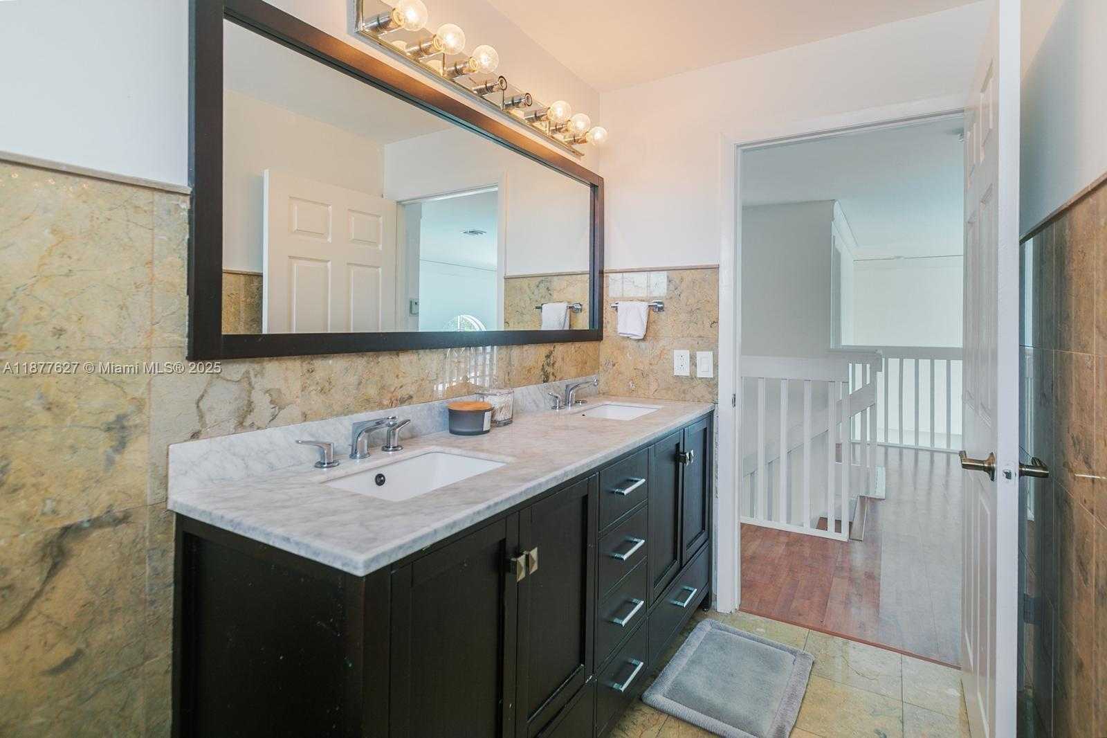 Small Image of 9431 SOUTH WEST 212TH TER, Cutler Bay Number 32
