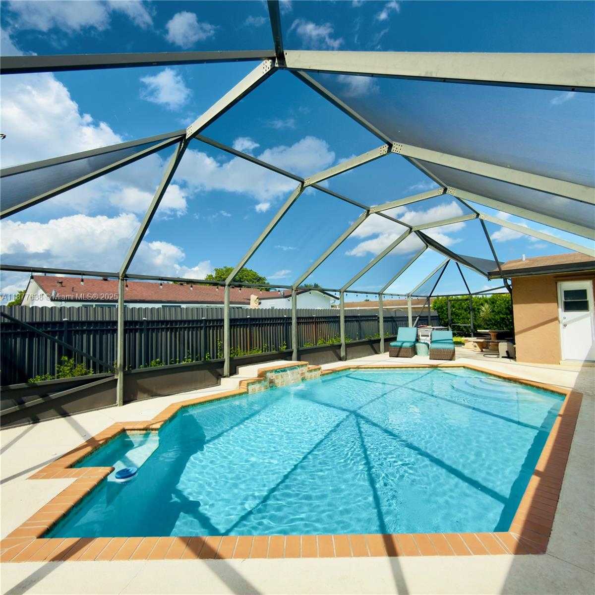 Small Image of 8801 NORTH WEST 6TH ST, Pembroke Pines Number 3