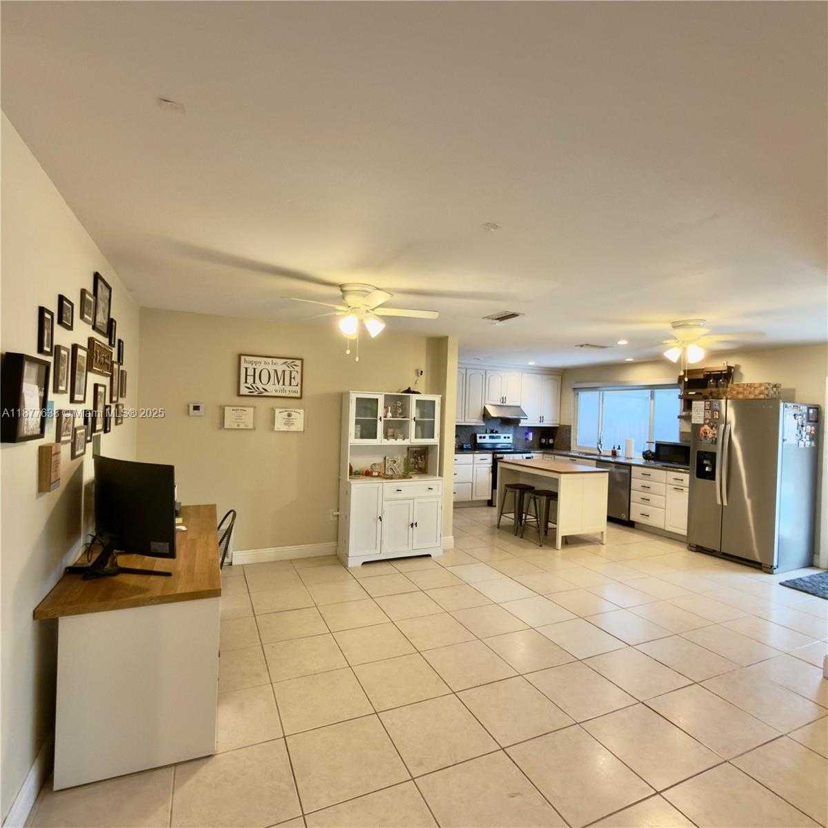 Small Image of 8801 NORTH WEST 6TH ST, Pembroke Pines Number 9