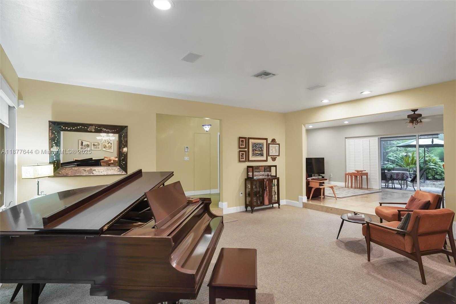Small Image of 13900 SOUTH WEST 72ND CT, Palmetto Bay Number 12