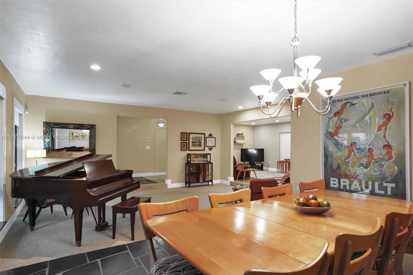 Small Image of 13900 SOUTH WEST 72ND CT, Palmetto Bay Number 14