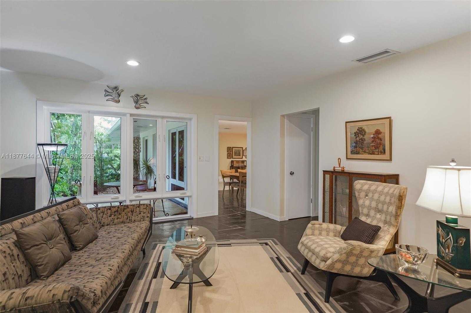 Small Image of 13900 SOUTH WEST 72ND CT, Palmetto Bay Number 27