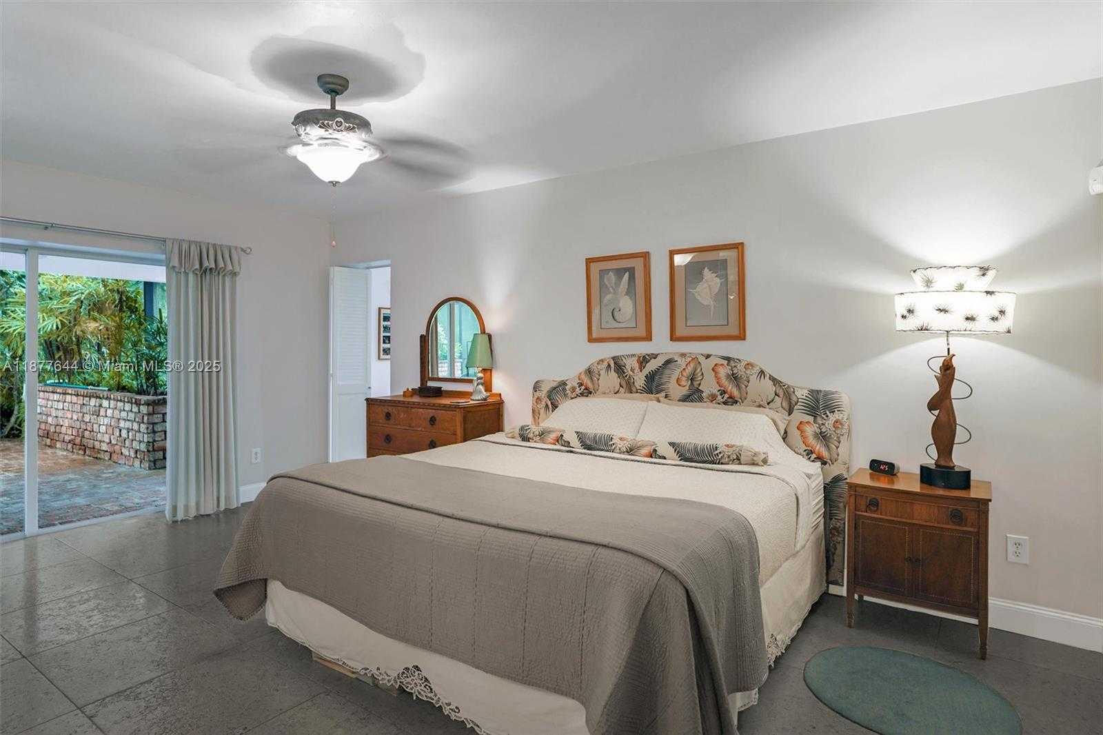 Small Image of 13900 SOUTH WEST 72ND CT, Palmetto Bay Number 29