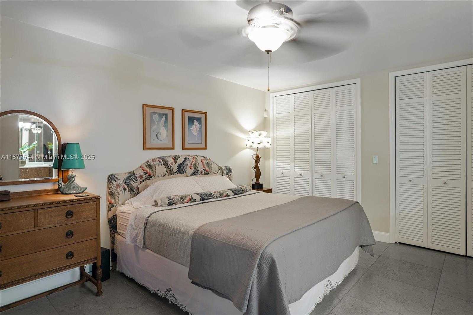 Small Image of 13900 SOUTH WEST 72ND CT, Palmetto Bay Number 30