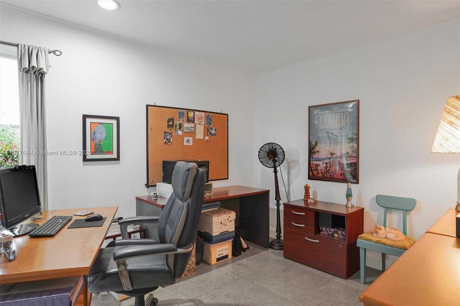 Small Image of 13900 SOUTH WEST 72ND CT, Palmetto Bay Number 37