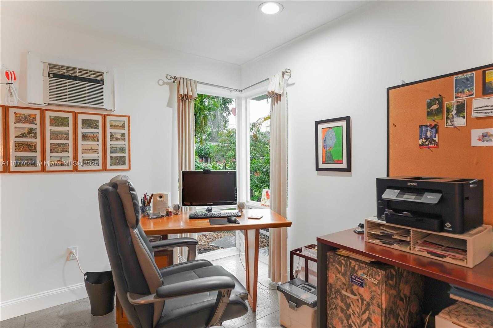 Small Image of 13900 SOUTH WEST 72ND CT, Palmetto Bay Number 38
