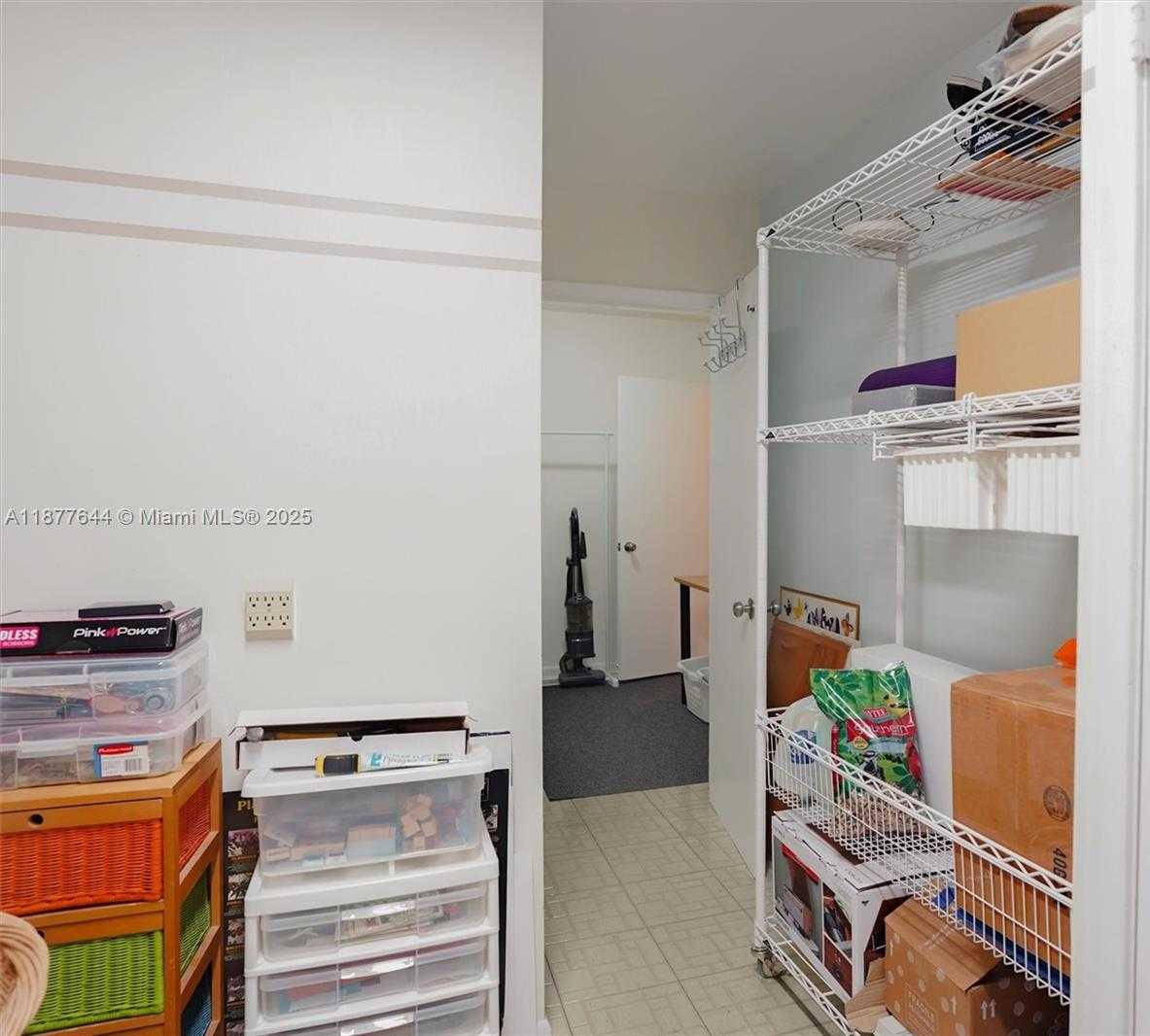 Small Image of 13900 SOUTH WEST 72ND CT, Palmetto Bay Number 66