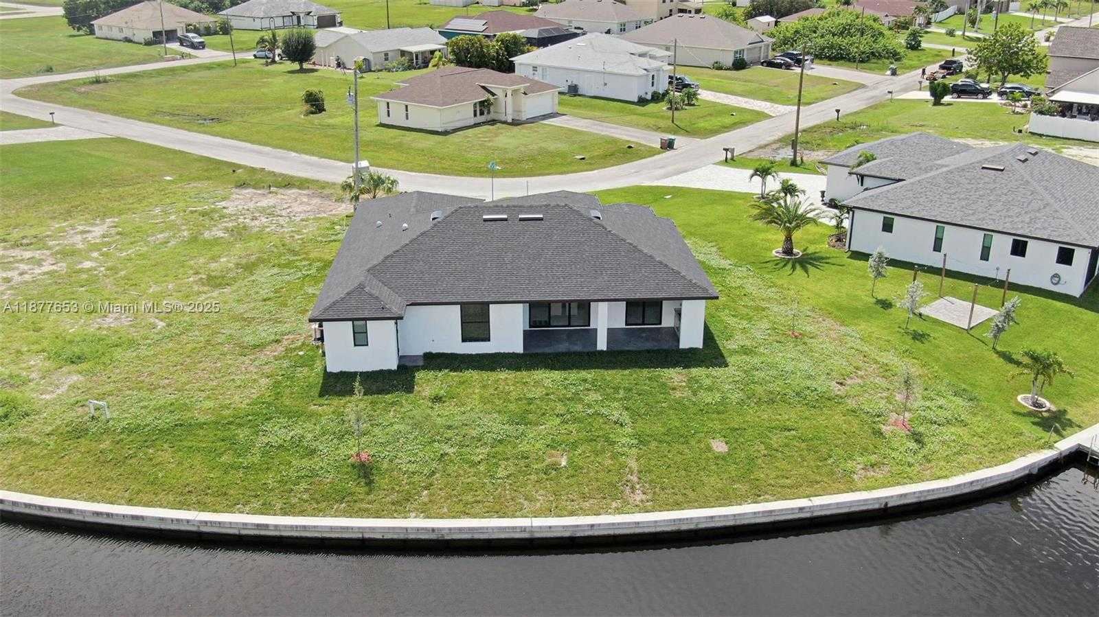 Small Image of 829 NORTH WEST 29TH AVE, Other City - In The State Of Florida Number 25