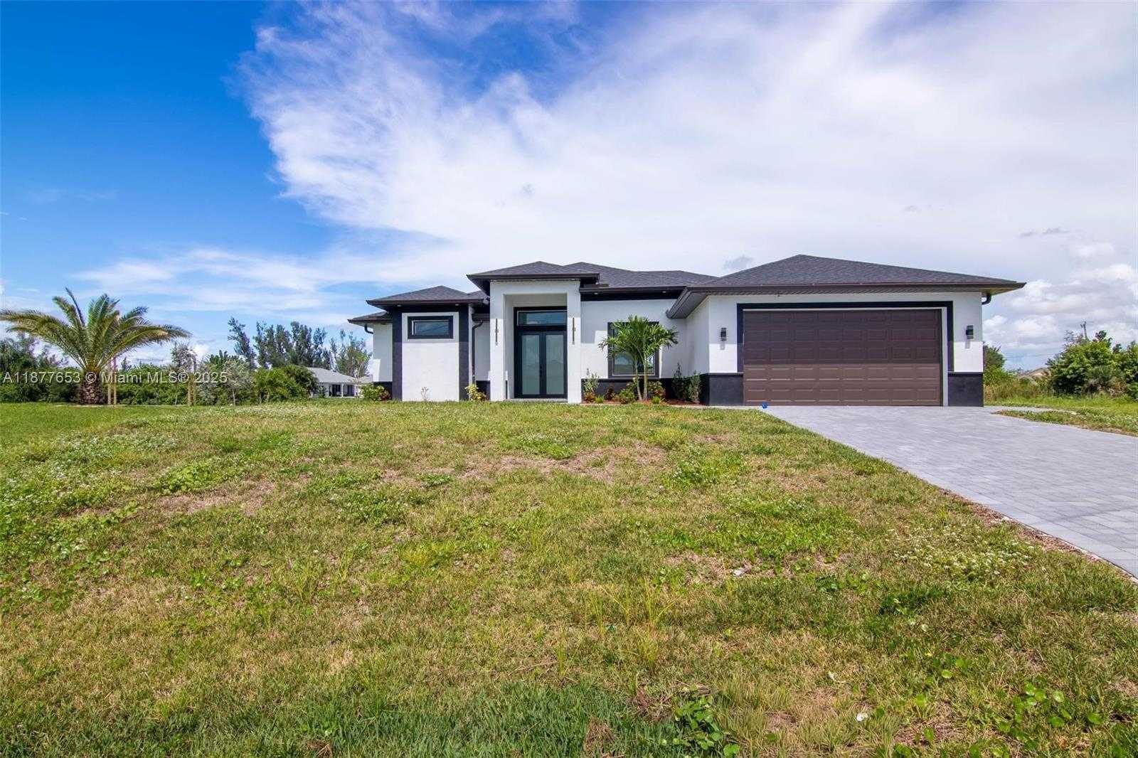Small Image of 829 NORTH WEST 29TH AVE, Other City - In The State Of Florida Number 35
