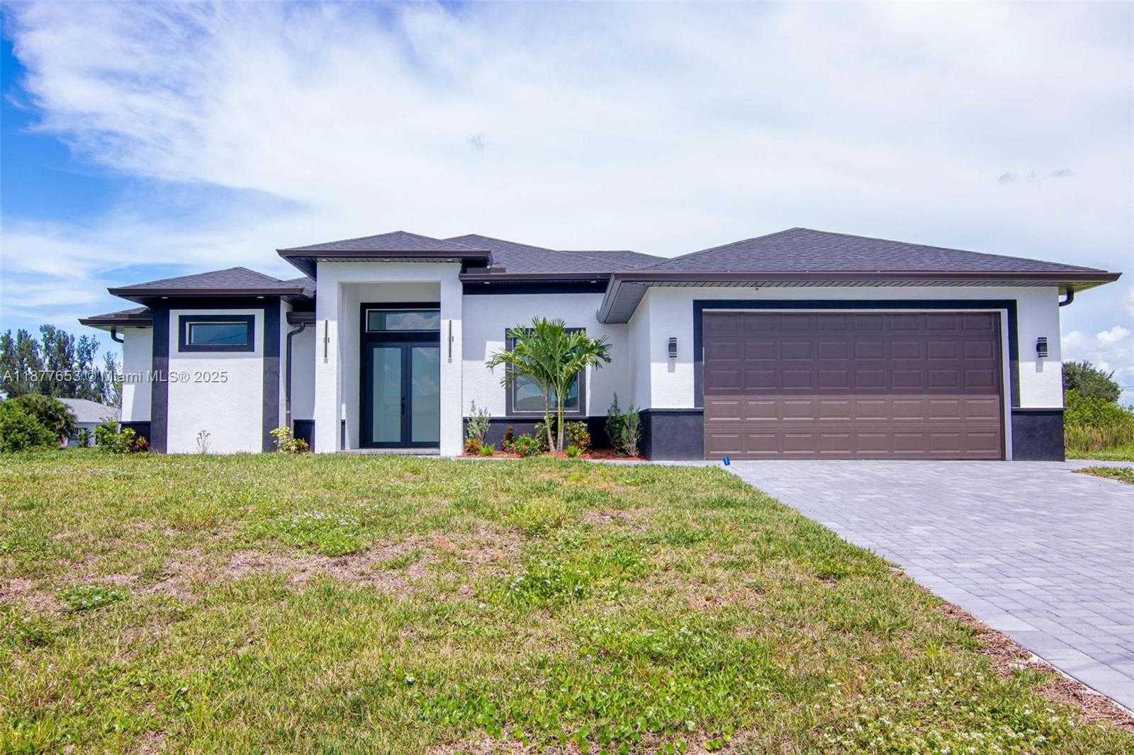 Small Image of 829 NORTH WEST 29TH AVE, Other City - In The State Of Florida Number 38