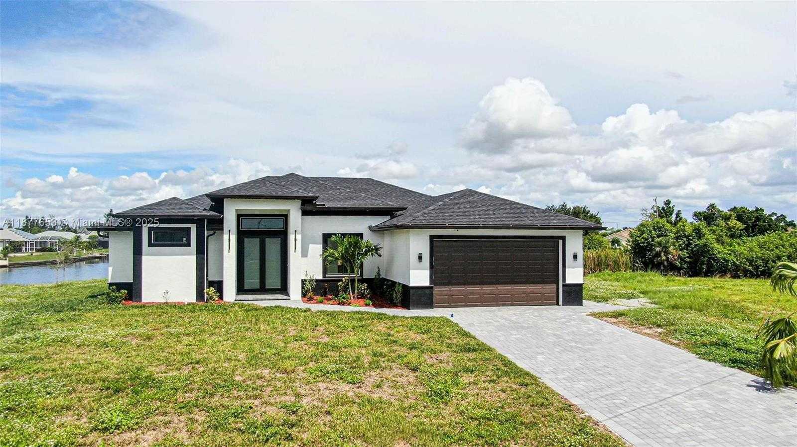 Small Image of 829 NORTH WEST 29TH AVE, Other City - In The State Of Florida Number 6