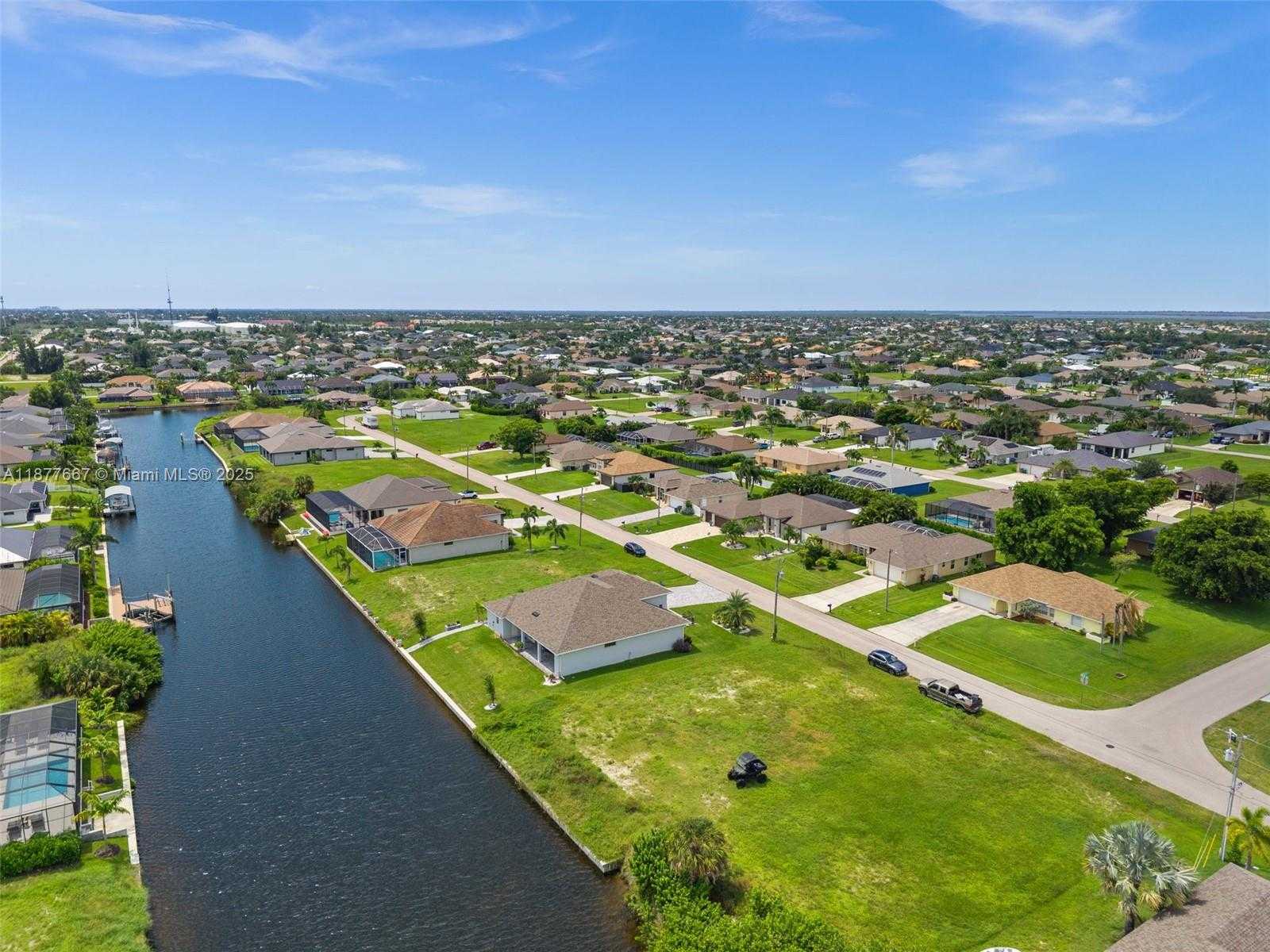 Small Image of 2623 SOUTH WEST 21ST AVE, Cape Coral Number 38