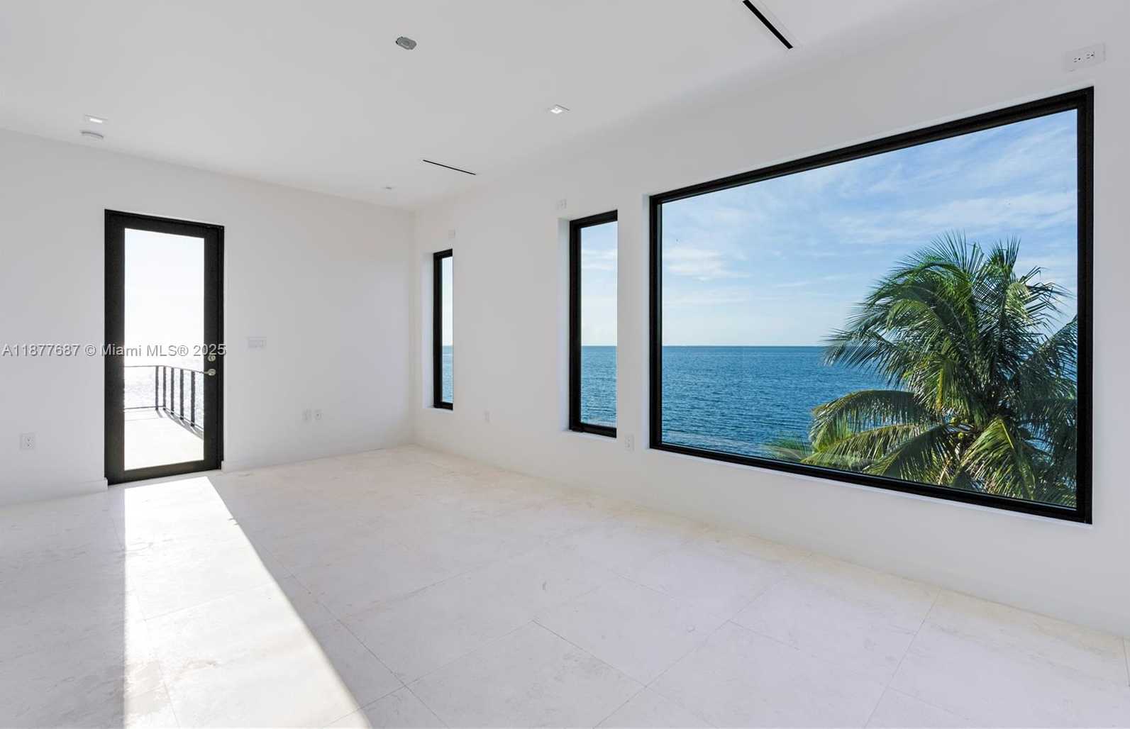 Small Image of 650 LUGO AVE, Coral Gables Number 17