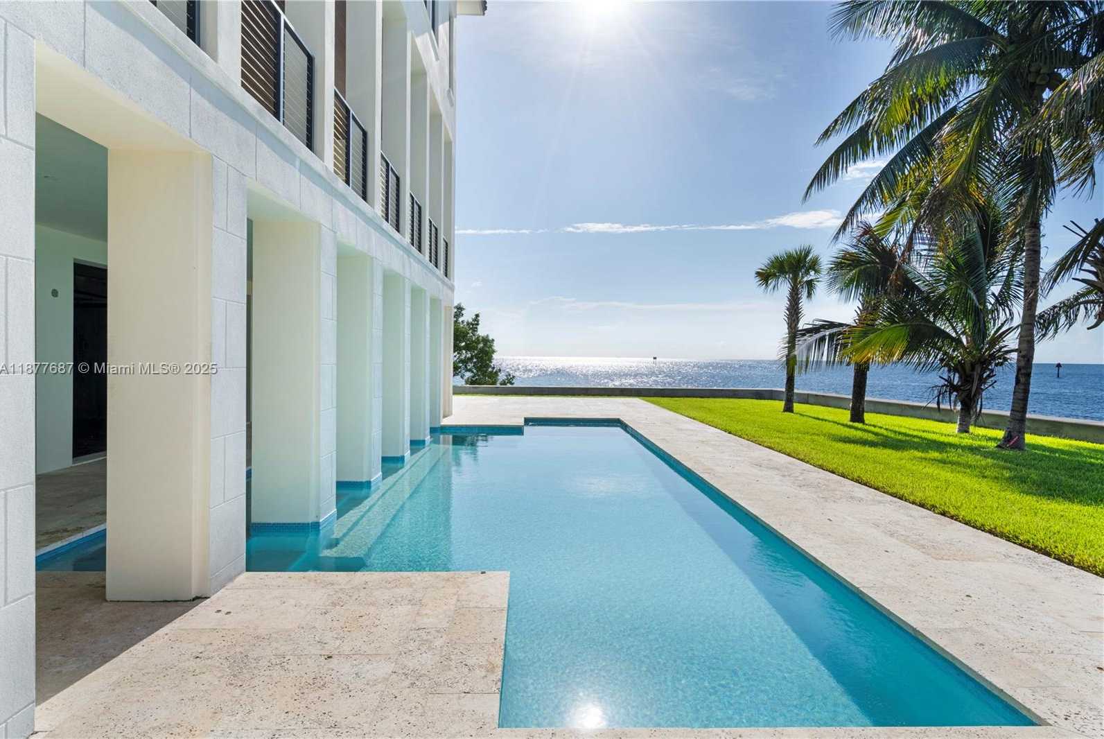 Small Image of 650 LUGO AVE, Coral Gables Number 24