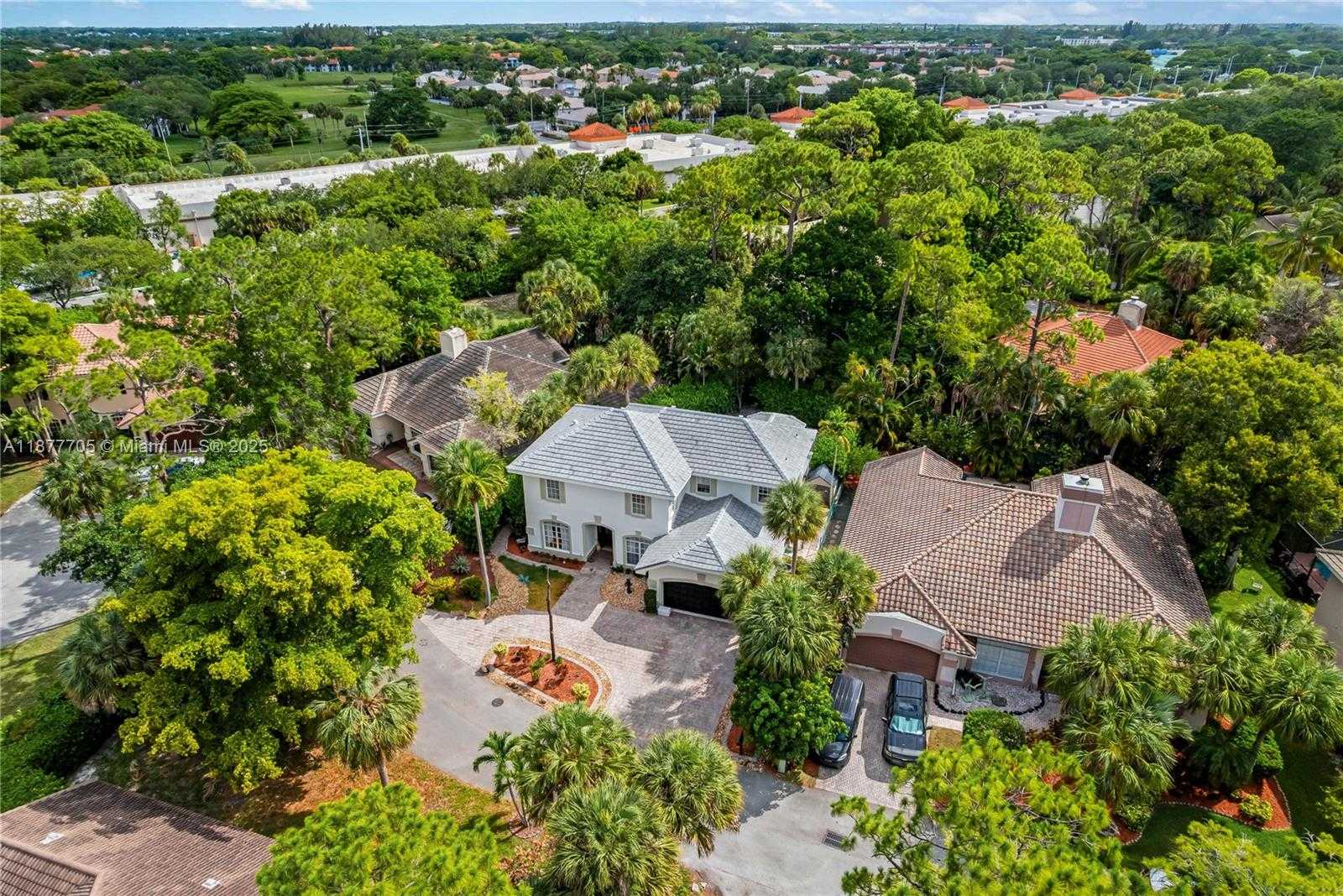 Small Image of 3506 WILDFLOWER DR, Coral Springs Number 2