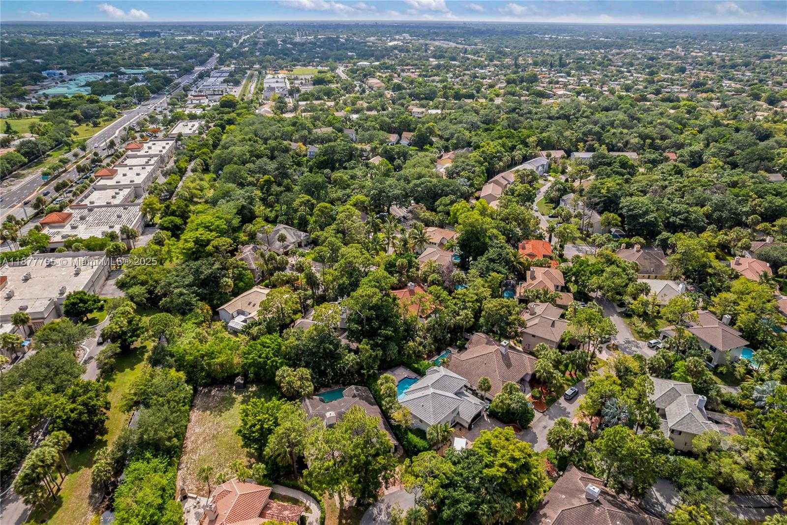 Small Image of 3506 WILDFLOWER DR, Coral Springs Number 7