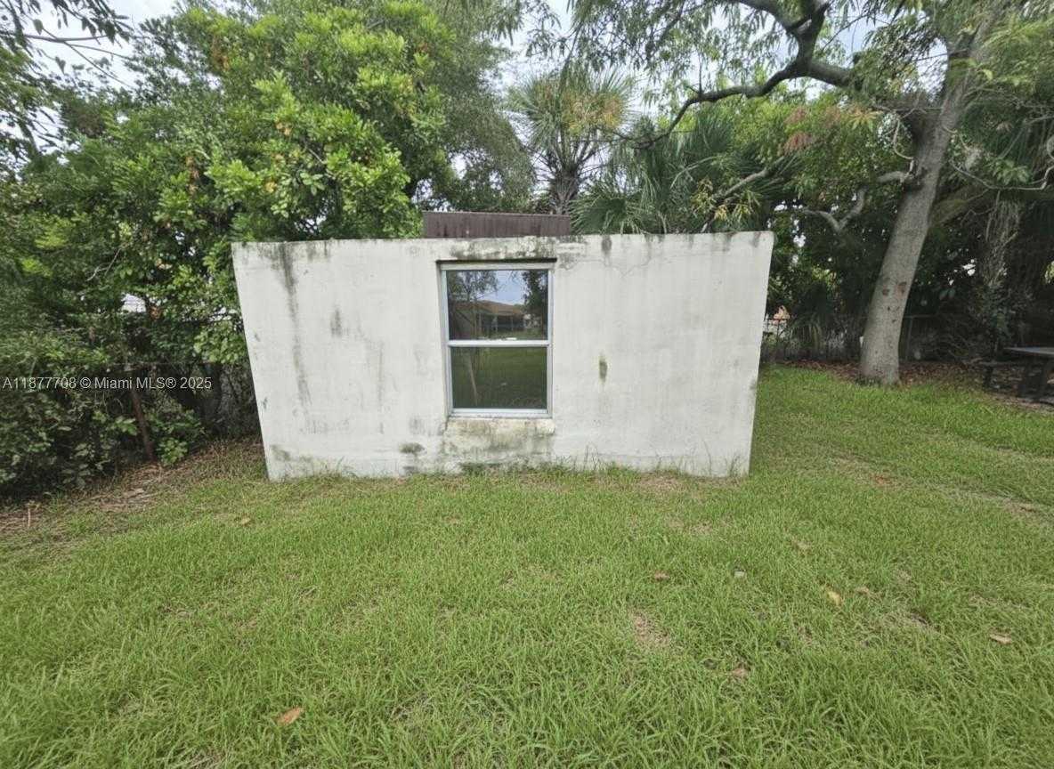 Small Image of 537 NORTH WEST 20TH AVE, Fort Lauderdale Number 14