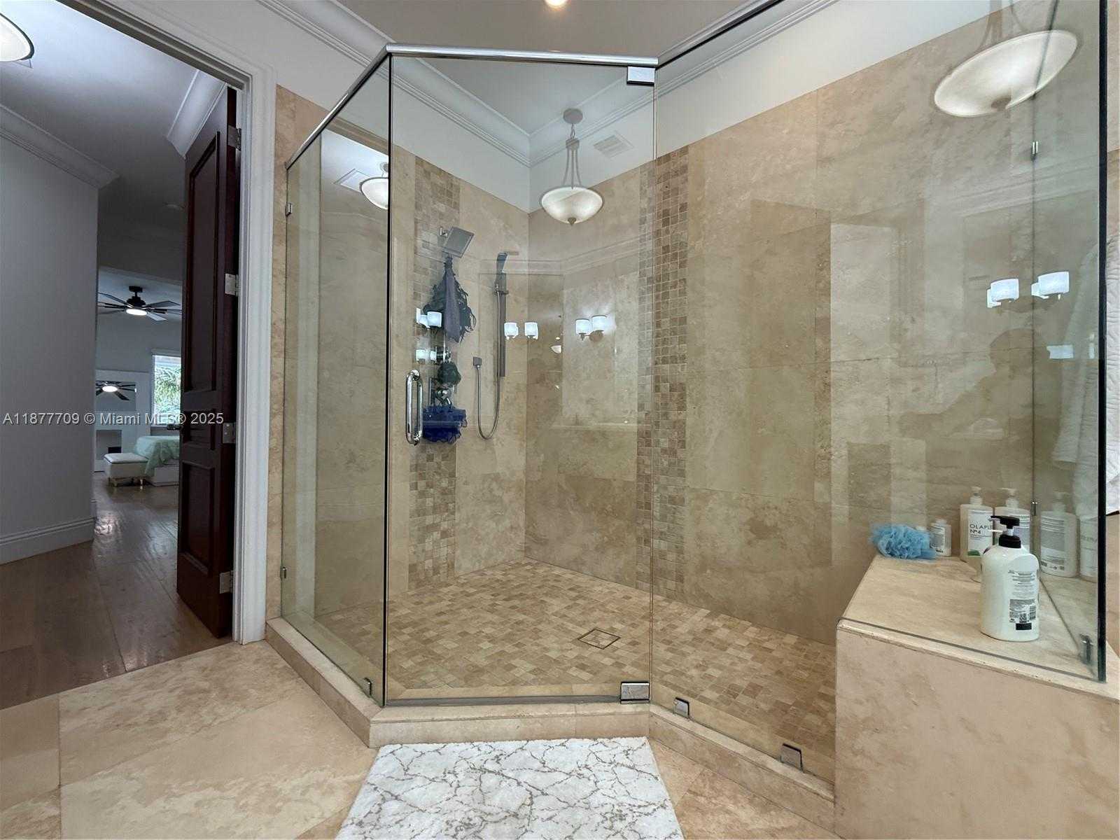 Small Image of 21500 SOUTH WEST 232ND ST, Miami Number 12
