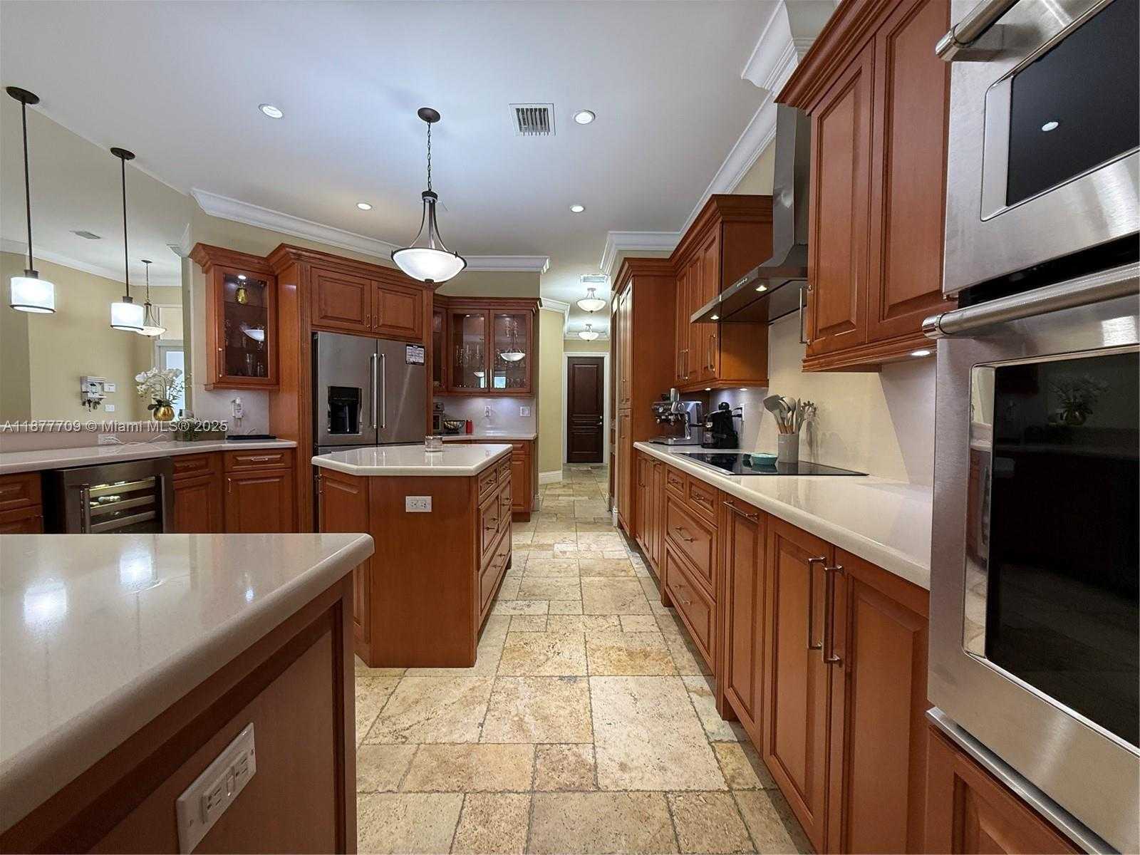 Small Image of 21500 SOUTH WEST 232ND ST, Miami Number 24
