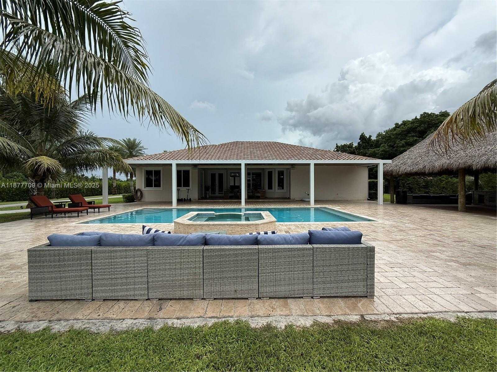 Small Image of 21500 SOUTH WEST 232ND ST, Miami Number 45