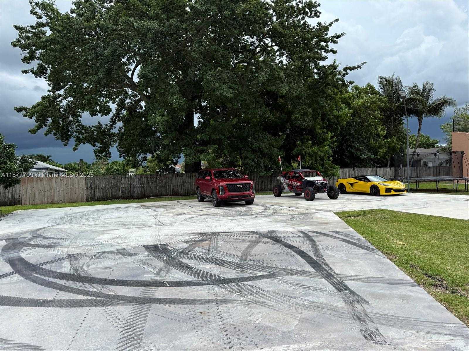 Small Image of 21500 SOUTH WEST 232ND ST, Miami Number 49