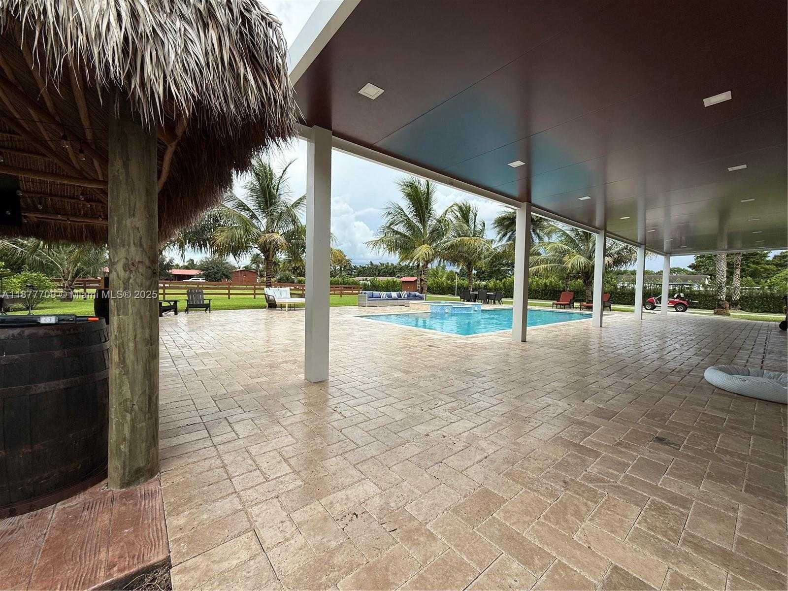 Small Image of 21500 SOUTH WEST 232ND ST, Miami Number 53