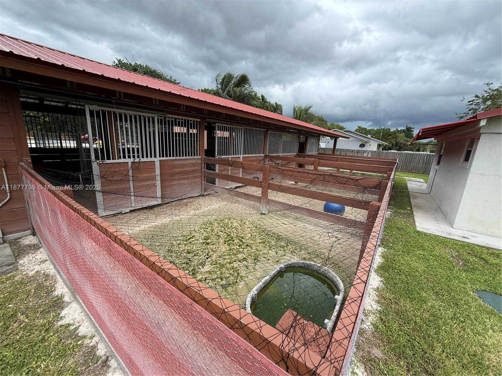 Small Image of 21500 SOUTH WEST 232ND ST, Miami Number 75