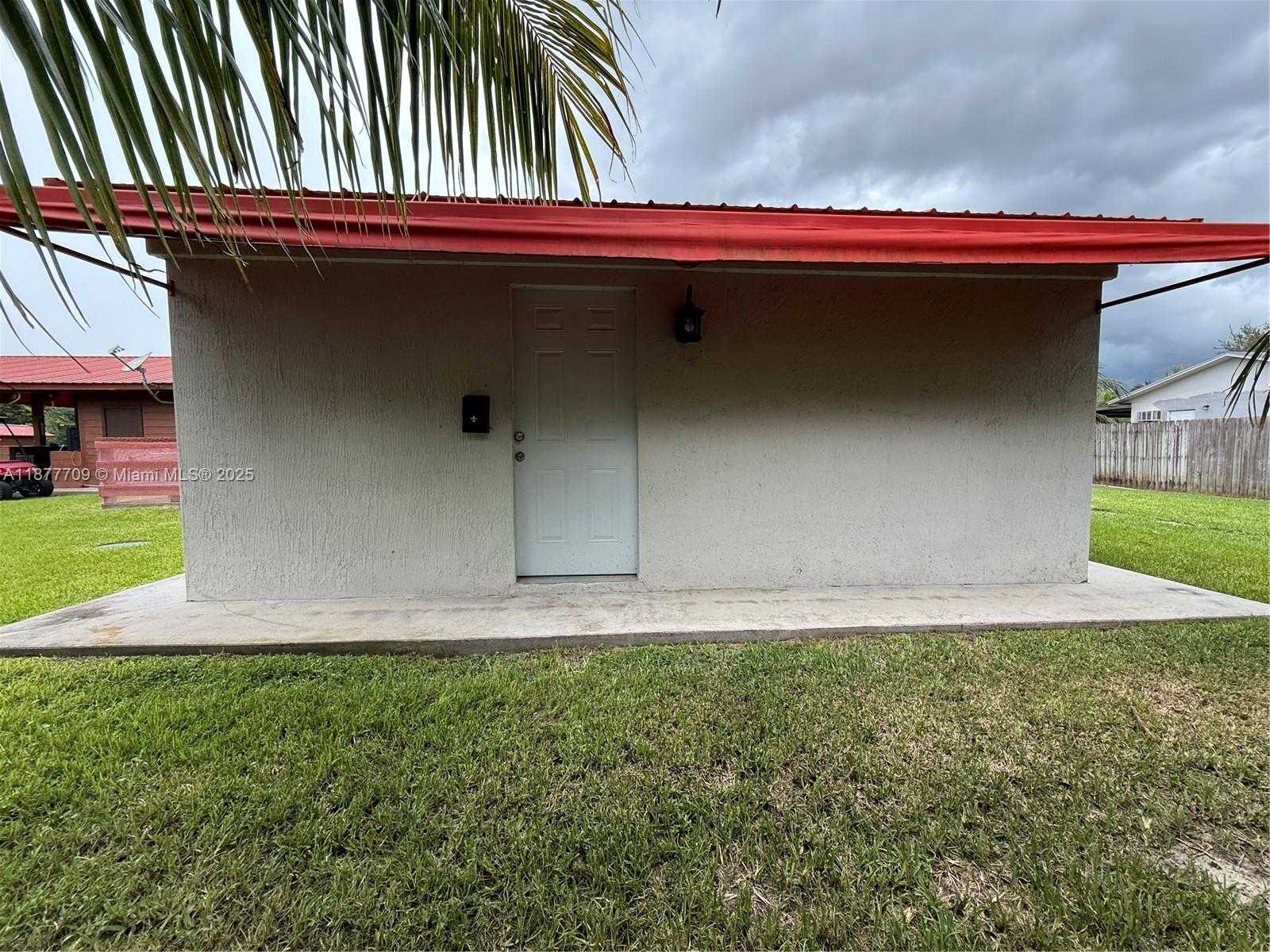 Small Image of 21500 SOUTH WEST 232ND ST, Miami Number 77