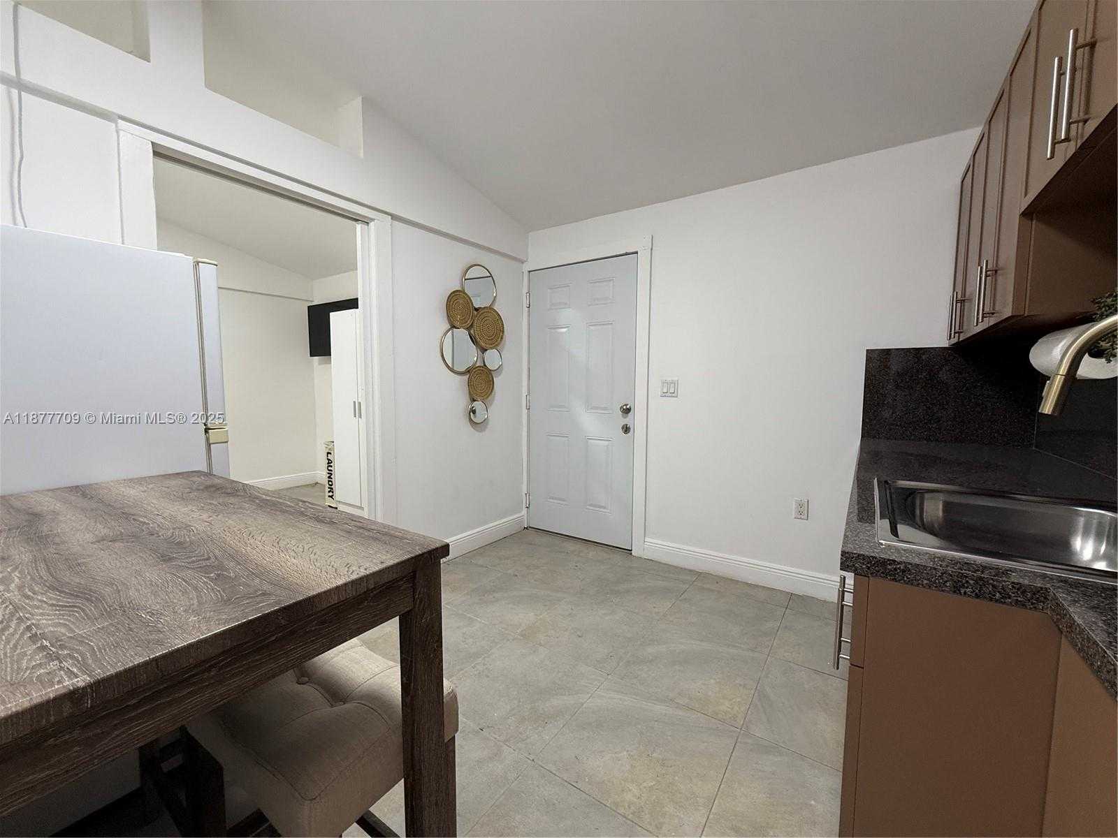Small Image of 21500 SOUTH WEST 232ND ST, Miami Number 81