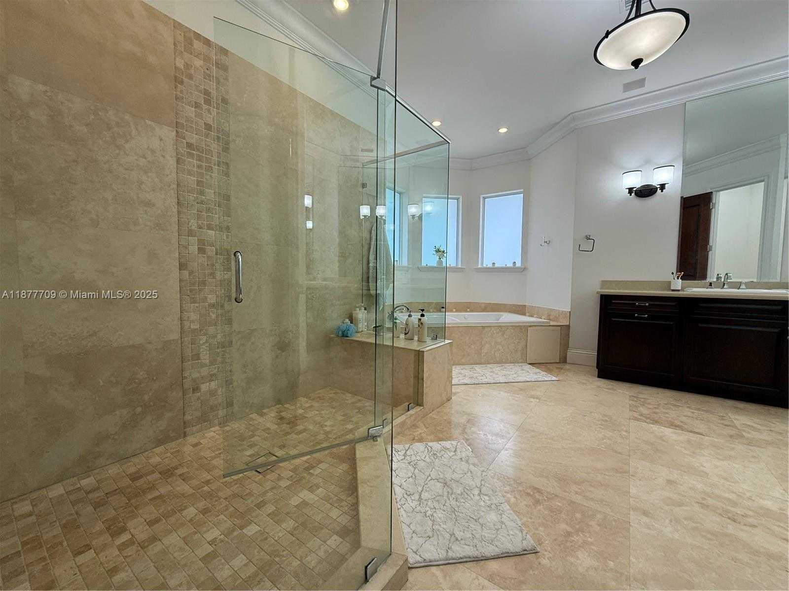 Small Image of 21500 SOUTH WEST 232ND ST, Miami Number 9