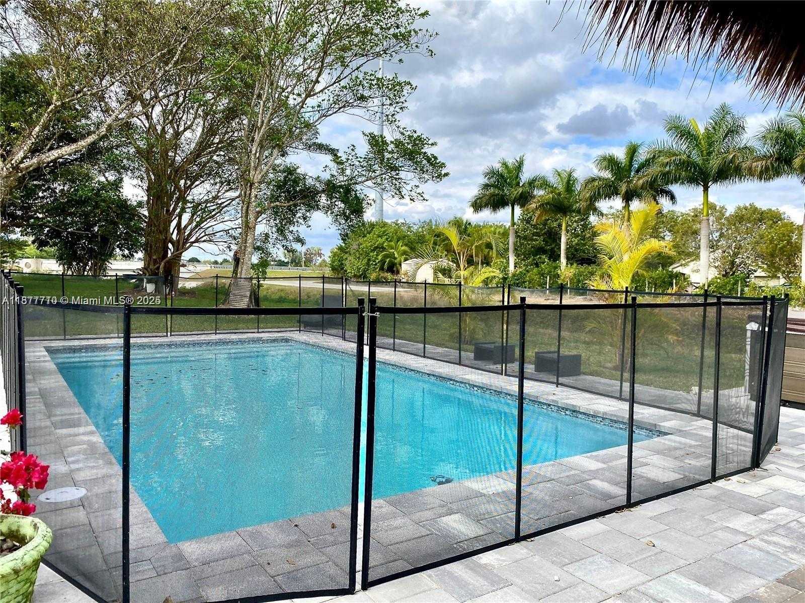 Small Image of 17575 SOUTH WEST 280TH ST, Homestead Number 31