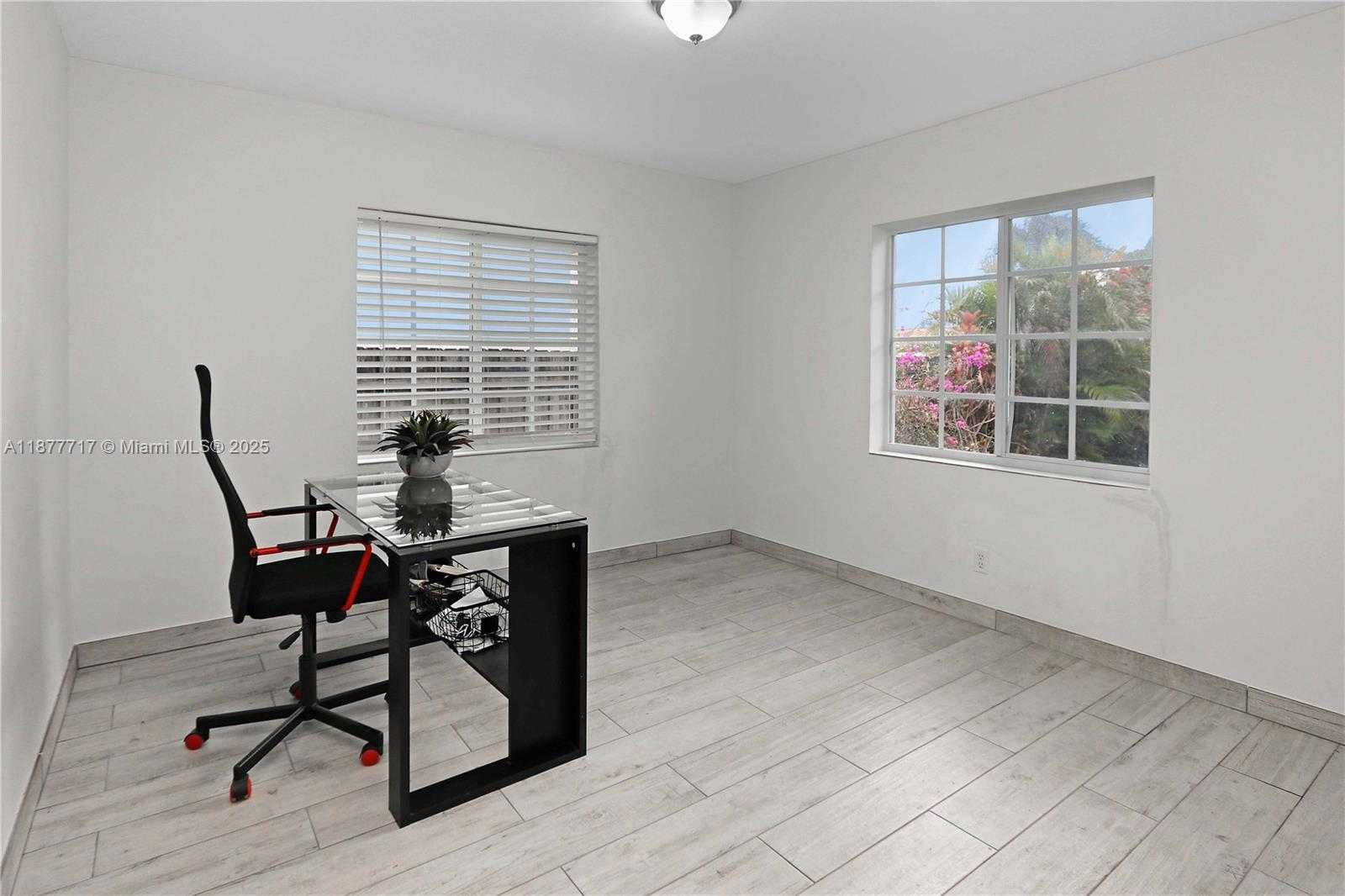 Small Image of 1510 HAYES ST, Hollywood Number 11