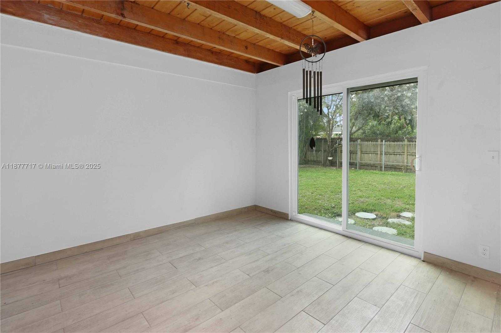 Small Image of 1510 HAYES ST, Hollywood Number 15