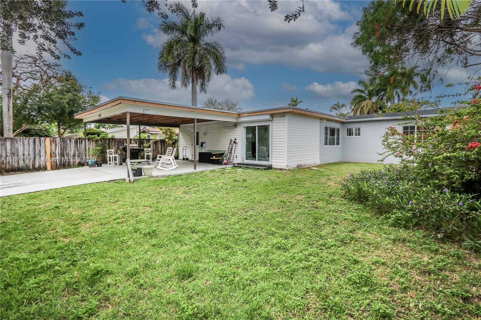 Small Image of 1510 HAYES ST, Hollywood Number 16