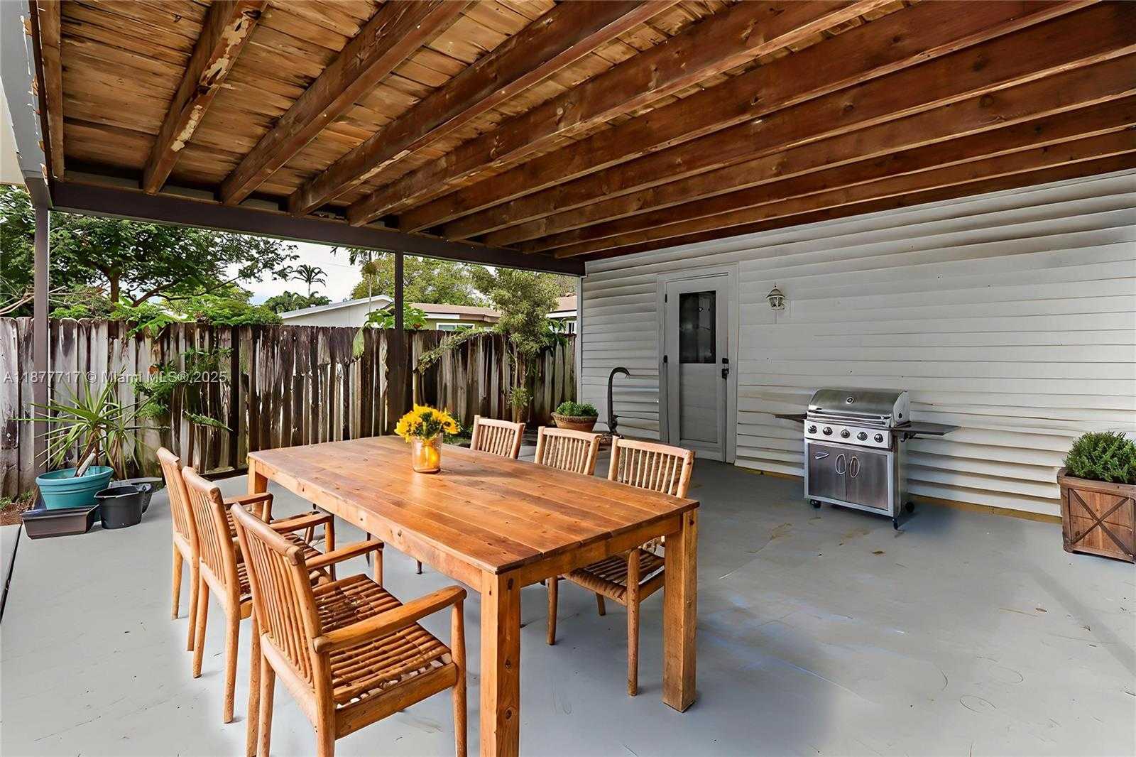 Small Image of 1510 HAYES ST, Hollywood Number 5