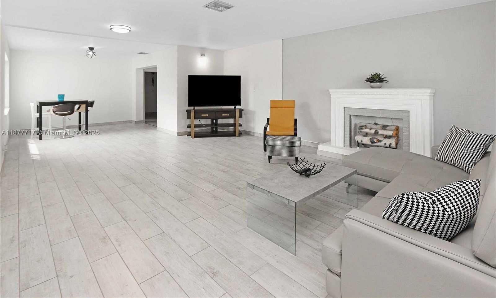 Small Image of 1510 HAYES ST, Hollywood Number 8