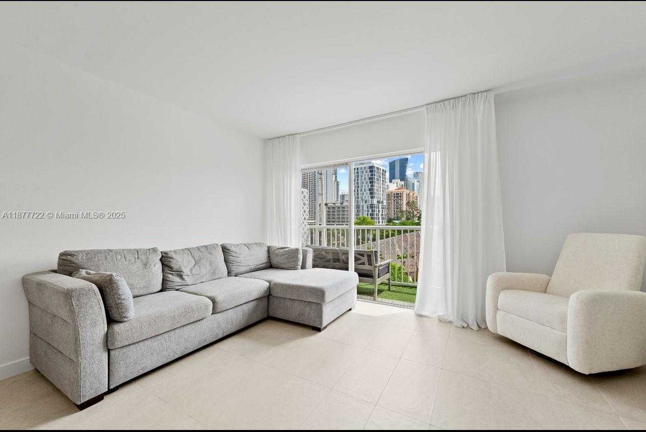 Small Image of 17800 ATLANTIC BLVD, PH-3, Sunny Isles Beach Number 10
