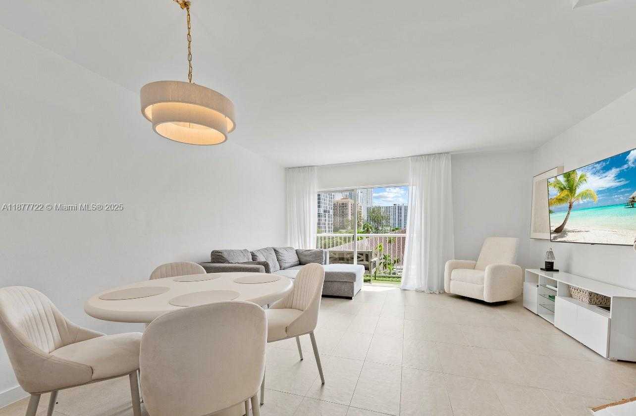 Small Image of 17800 ATLANTIC BLVD, PH-3, Sunny Isles Beach Number 9