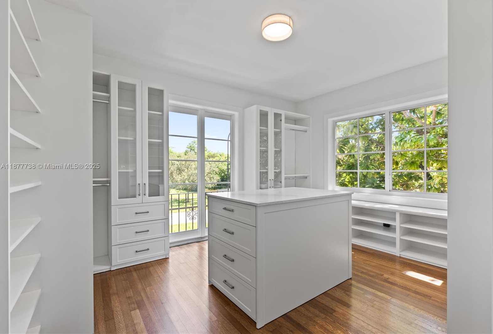 Small Image of 1202 GRANADA BLVD, Coral Gables Number 30