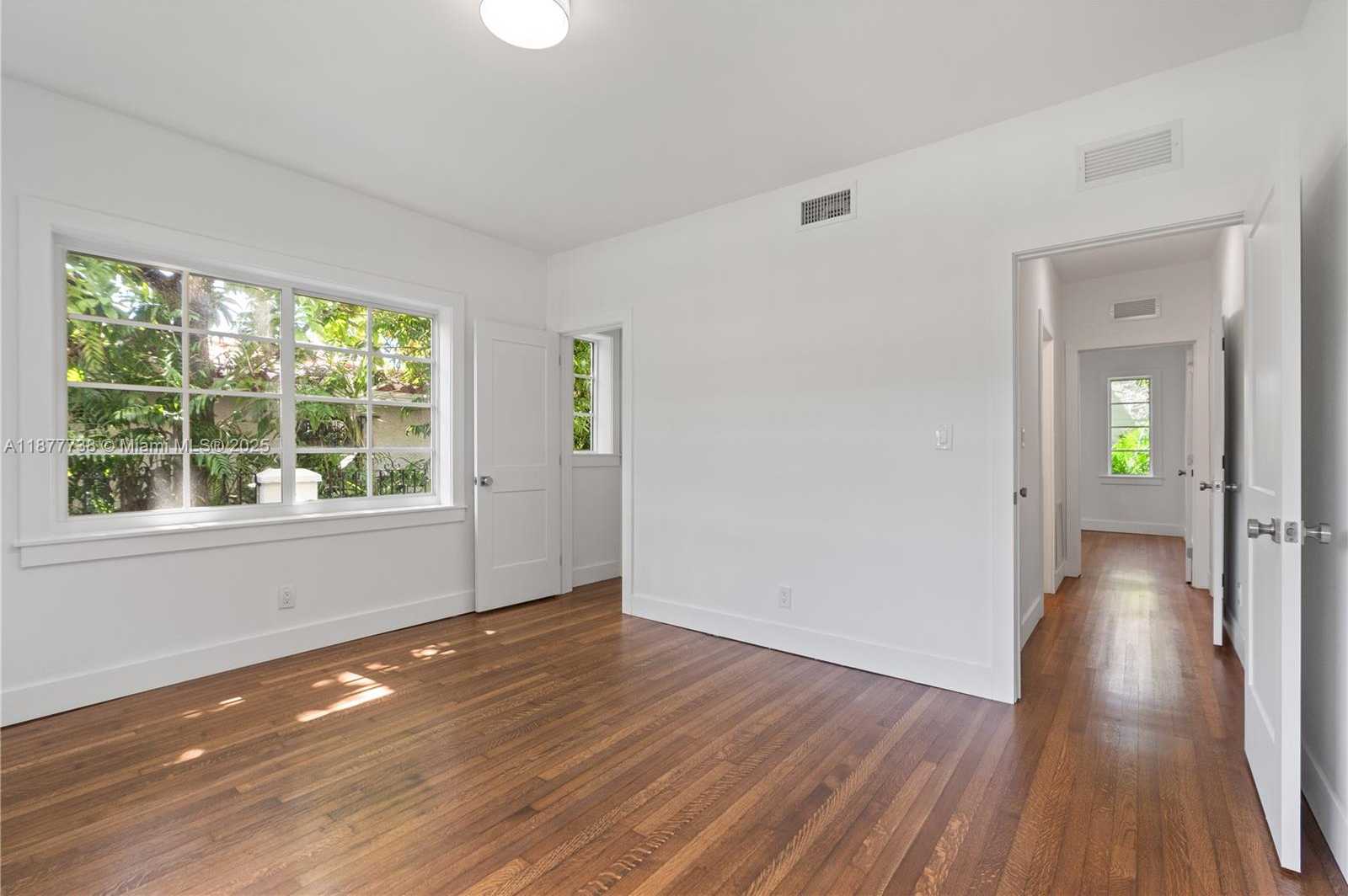 Small Image of 1202 GRANADA BLVD, Coral Gables Number 32
